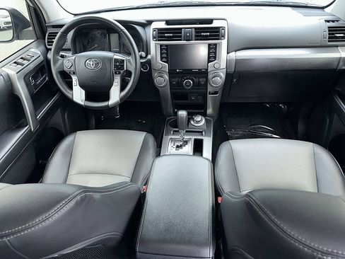 Used 2022 Toyota 4Runner SR5 Premium AWD/4WD image 26