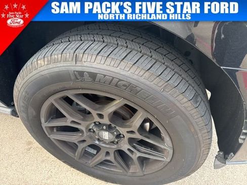 Used 2019 Ford Expedition Max Limited image 4