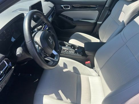 Certified 2025 Honda Civic Sport Touring image 19