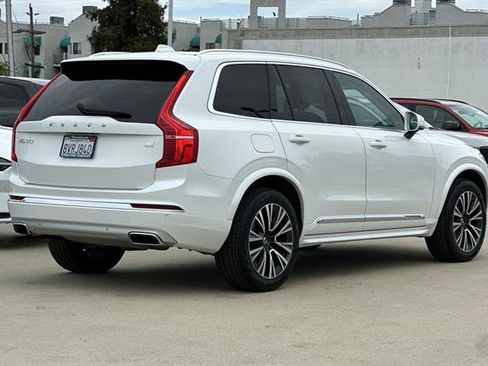 Certified 2021 Volvo XC90 T8 Inscription Expression w/ Protection Package Premier image 3