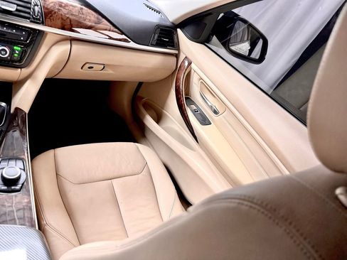 Used 2014 BMW 328i xDrive Sedan image 17