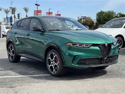 New 2025 Alfa Romeo Tonale w/ Premium Package