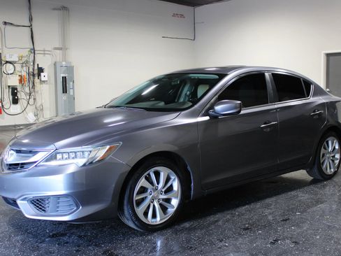 Used 2017 Acura ILX FWD image 6