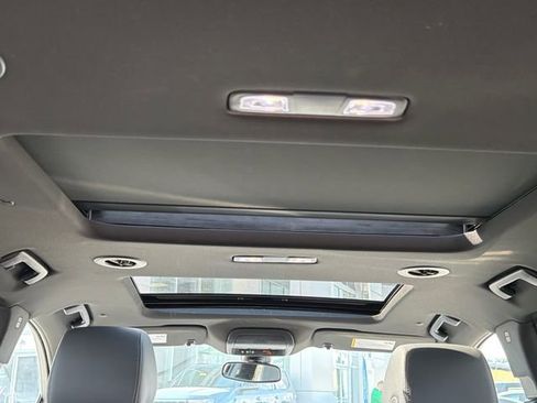 Used 2023 Buick Enclave Essence w/ Experience Buick Package AWD/4WD image 65