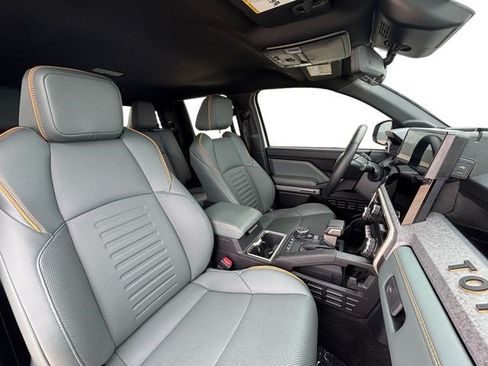 Used 2024 Toyota Tacoma 4x4 Double Cab Hybrid image 16