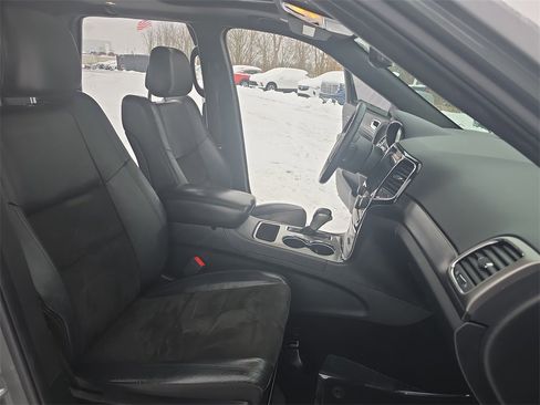 Used 2020 Jeep Grand Cherokee Altitude image 10