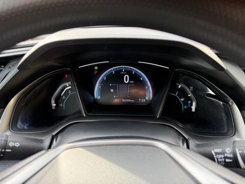 Certified 2019 Honda Civic EX image 18