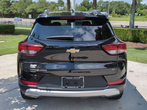 Used 2024 Chevrolet TrailBlazer LT AWD/4WD image 9