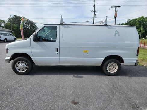 Used 2007 Ford E-150 and Econoline 150 RWD image 9