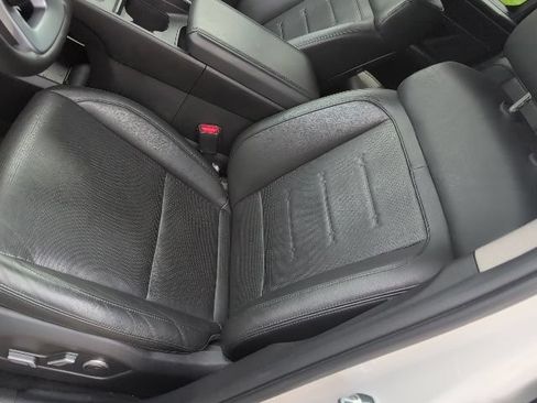 Used 2025 Hyundai Santa Fe Limited AWD/4WD image 19