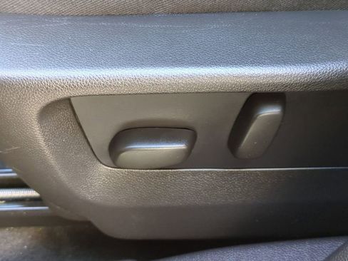 Used 2023 Buick Envision Preferred image 19