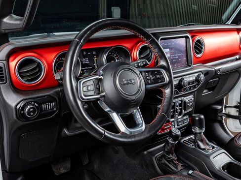 Used 2021 Jeep Gladiator Rubicon image 16