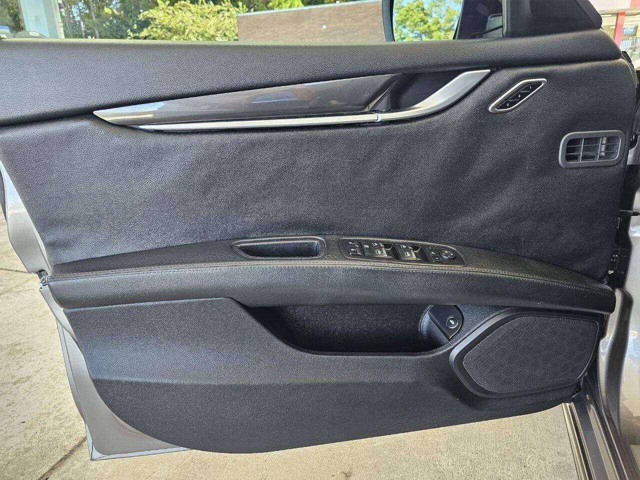 Used 2014 Maserati Ghibli RWD image 21