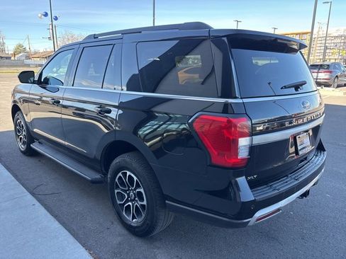 Used 2024 Ford Expedition XLT image 5