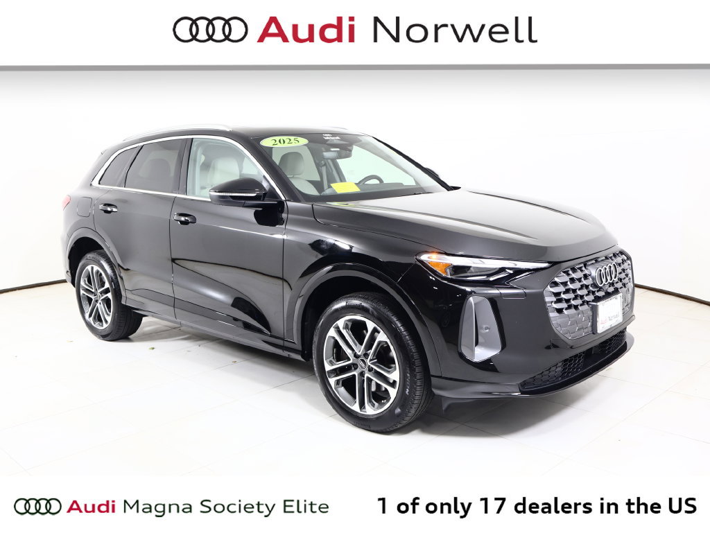Used 2025 Audi Q5 Premium w/ Convenience Package AWD/4WD image 1