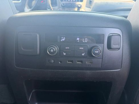 Used 2018 GMC Yukon XL Denali AWD/4WD image 27