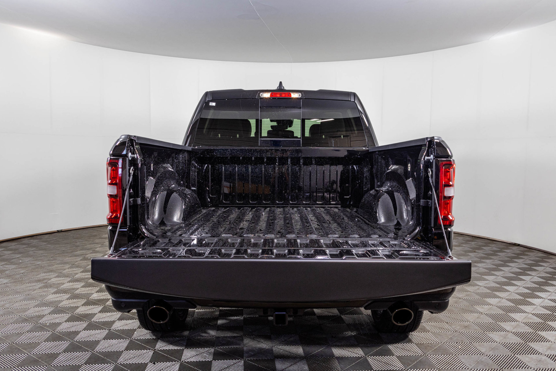 New 2027 RAM 1500 Laramie AWD/4WD image 42