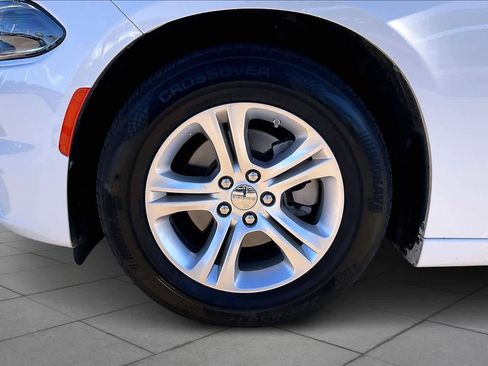 Used 2023 Dodge Charger SXT image 9