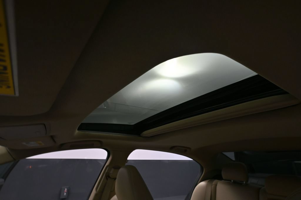 Used 2020 Acura TLX FWD image 27