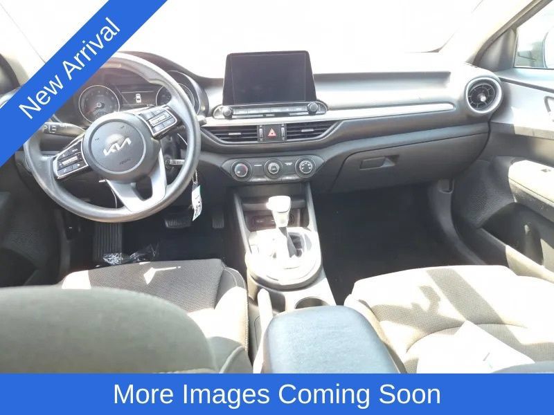 Used 2023 Kia Forte LXS FWD image 13