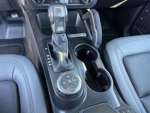 Used 2024 Ford Bronco Big Bend image 6