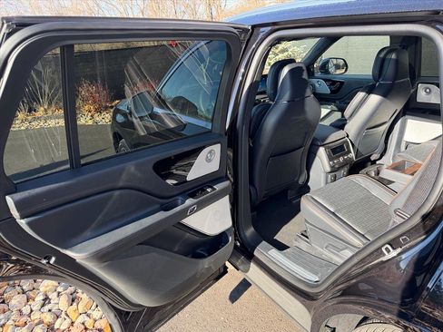 New 2026 Lincoln Aviator Black Label image 19