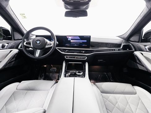 Used 2024 BMW X6 xDrive40i w/ Executive Package image 26