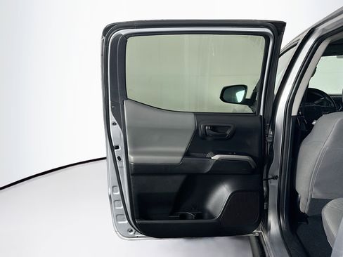 Used 2021 Toyota Tacoma SR5 image 25