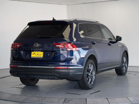 Used 2022 Volkswagen Tiguan SE AWD/4WD image 7