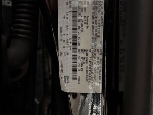 Used 2018 Ford Focus SE image 31