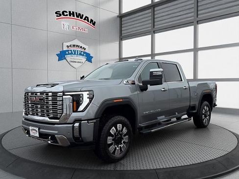 Used 2025 GMC Sierra 3500 Denali w/ Denali Reserve Package image 8