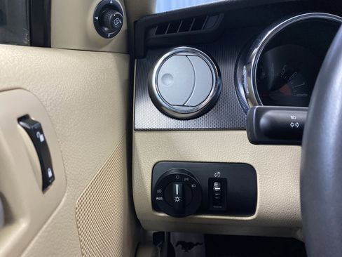 Used 2007 Ford Mustang GT image 18