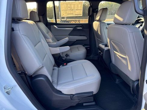 New 2026 GMC Acadia Elevation w/ Elevation Premium Package image 13