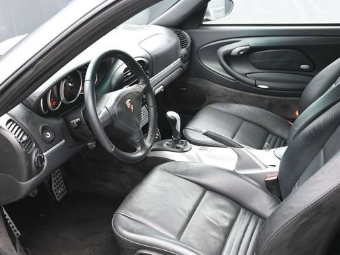 Used 2004 Porsche 911 Carrera 4S AWD/4WD image 4