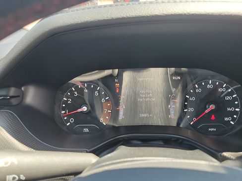 Used 2024 Jeep Compass Trailhawk AWD/4WD image 18