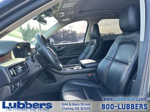 Used 2023 Lincoln Aviator Reserve image 11