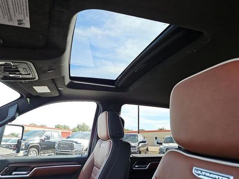 New 2026 GMC Sierra 2500 Denali Ultimate image 14