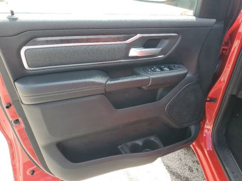 Used 2019 RAM 1500 Big Horn AWD/4WD image 8