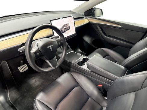 Certified 2023 Tesla Model Y Performance AWD/4WD image 9