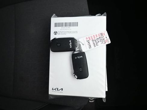 Used 2024 Kia Seltos S image 10