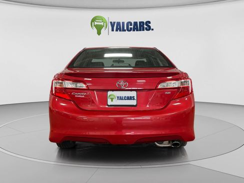 Used 2012 Toyota Camry SE image 4