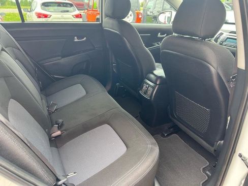 Used 2015 Kia Sportage LX FWD image 7