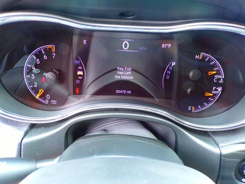 Used 2021 Jeep Grand Cherokee Laredo X AWD/4WD image 24