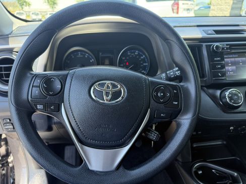 Used 2018 Toyota RAV4 LE w/ All Weather Liner Package AWD/4WD image 13