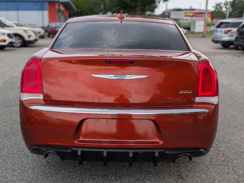 Used 2021 Chrysler 300 Touring L RWD image 5