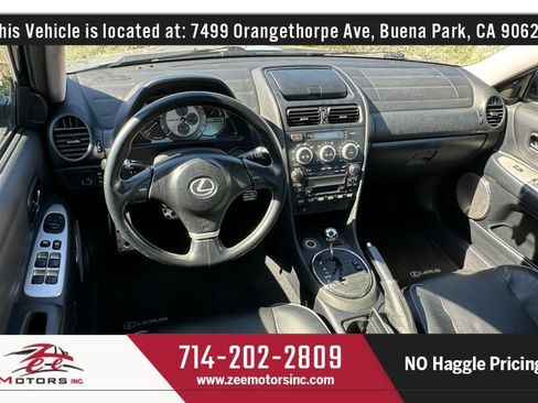 Used 2004 Lexus IS 300 RWD image 18