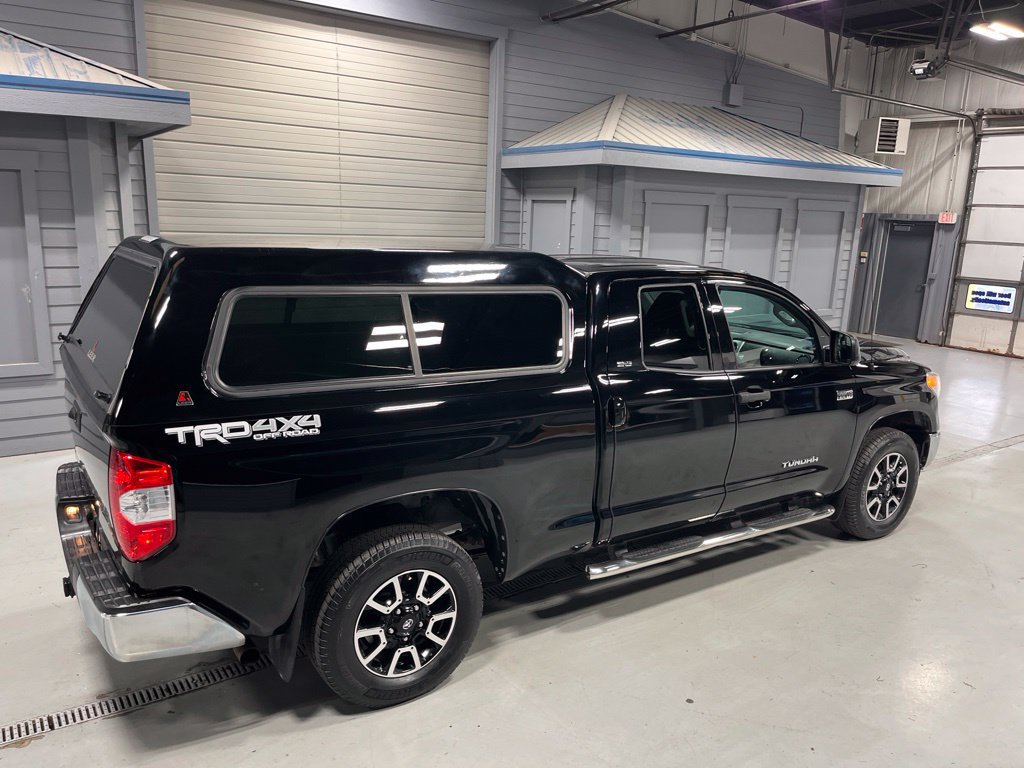 Used 2016 Toyota Tundra SR5 w/ TRD Off Road Package AWD/4WD image 9