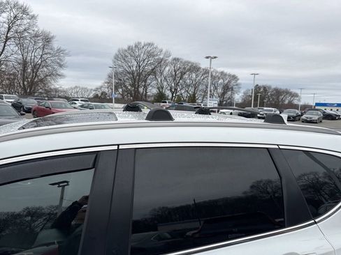 Used 2020 Honda CR-V Touring image 14