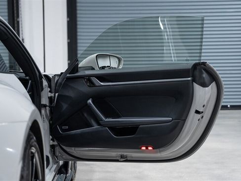 Used 2021 Porsche 911 Carrera RWD image 32