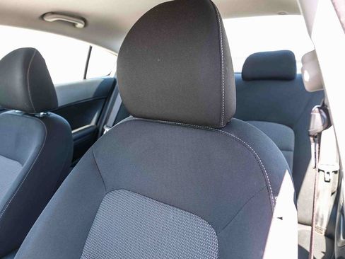 Used 2017 Kia Forte LX FWD image 20